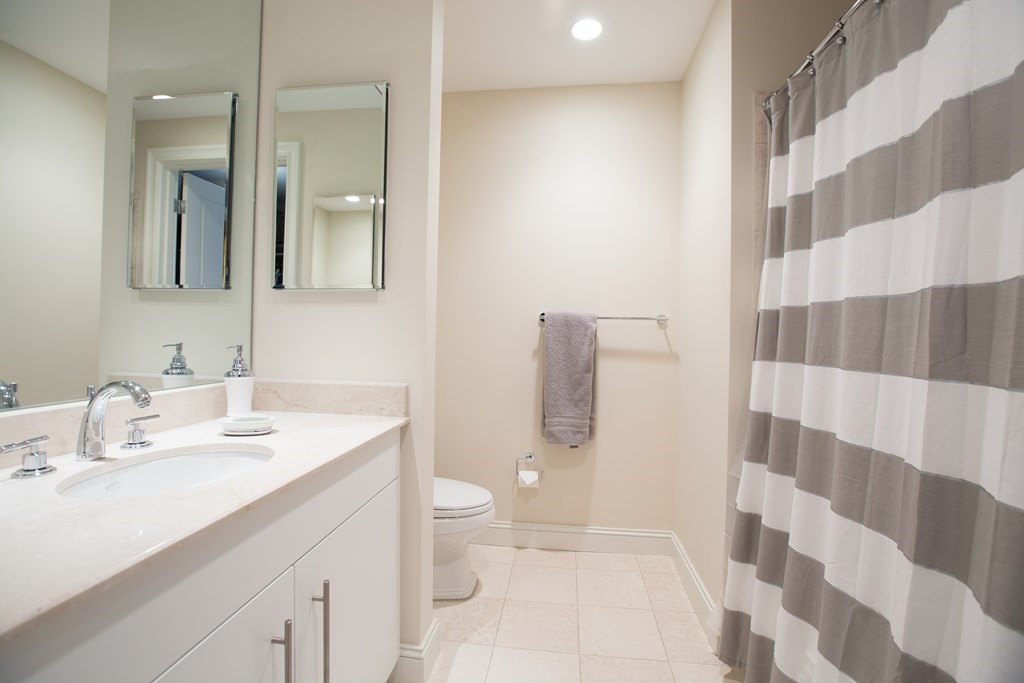 778 Boylston St, Back Bay