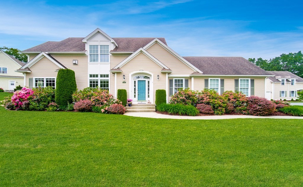 Wilbraham 2 Bed 3 Bath Condo for Sale 460,000