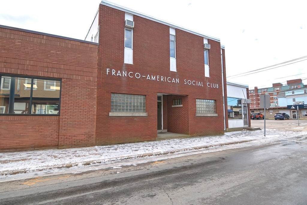 North Attleboro Commercial Property for Sale 425,000