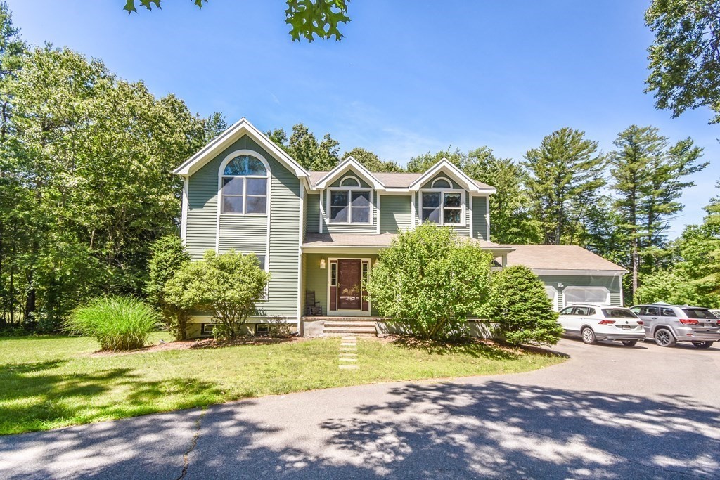 For Sale: 73 Country Club Cir, Pembroke, MA 02359 | 4 Beds ...