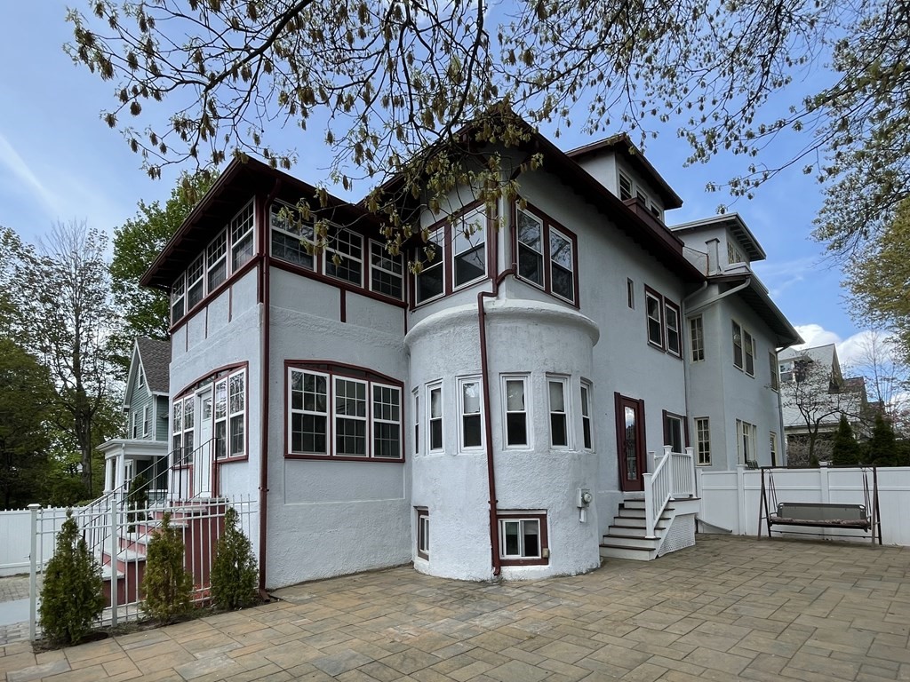 140 Bellevue St, West Roxbury