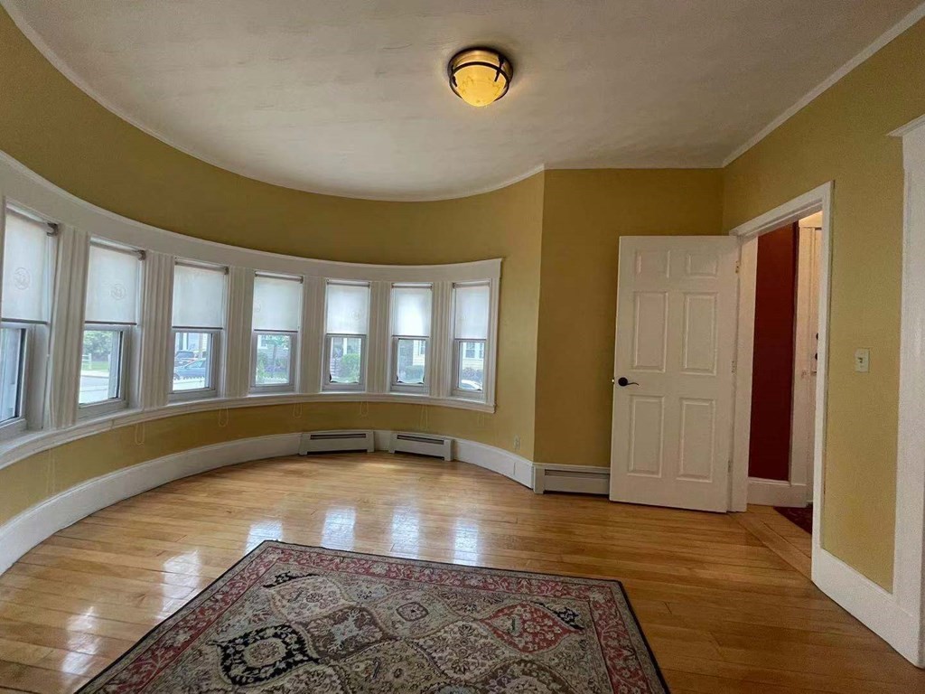 140 Bellevue St, West Roxbury