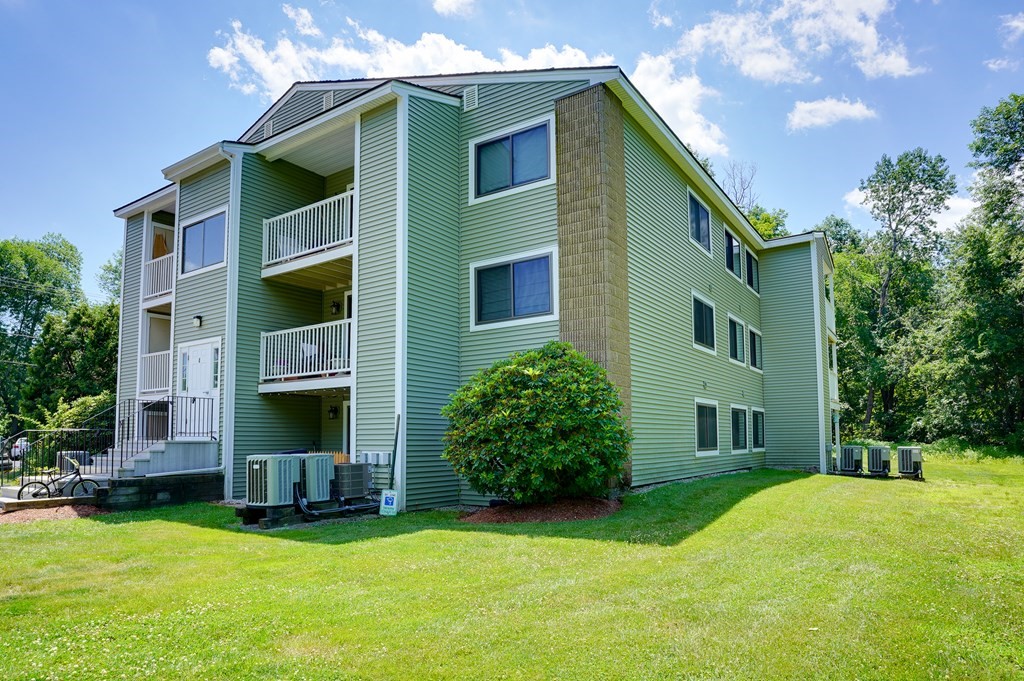 Tyngsborough 2 Bed 1 Bath Condo for Sale Sold for 182,000