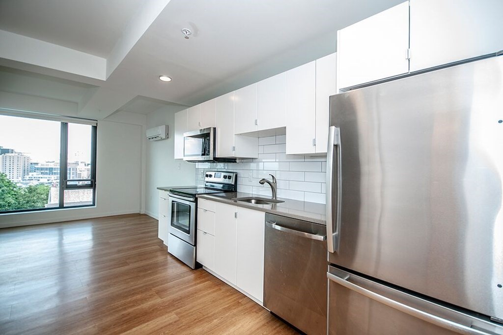 70 Parker Hill Ave, Mission Hill