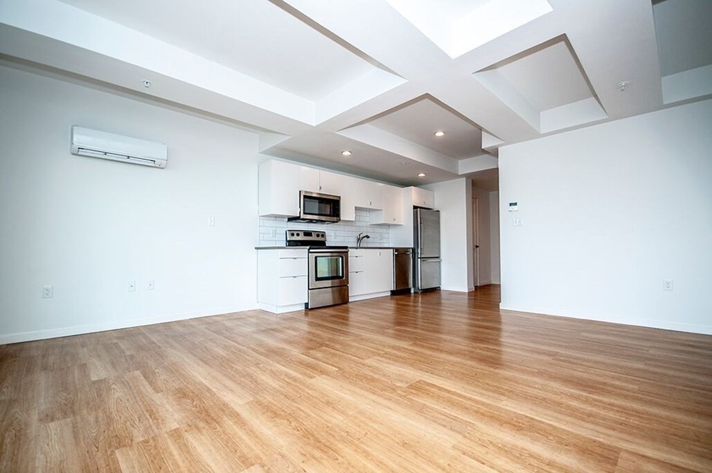 70 Parker Hill Ave, Mission Hill