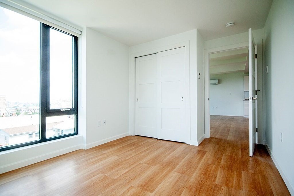 70 Parker Hill Ave, Mission Hill