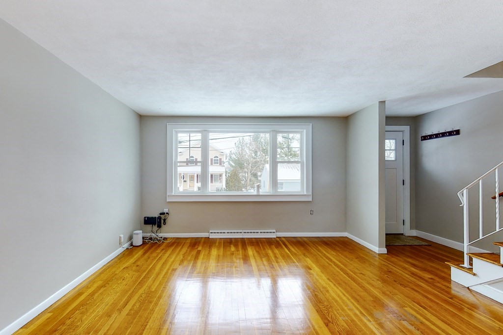 27 Ledge Hill Rd, West Roxbury