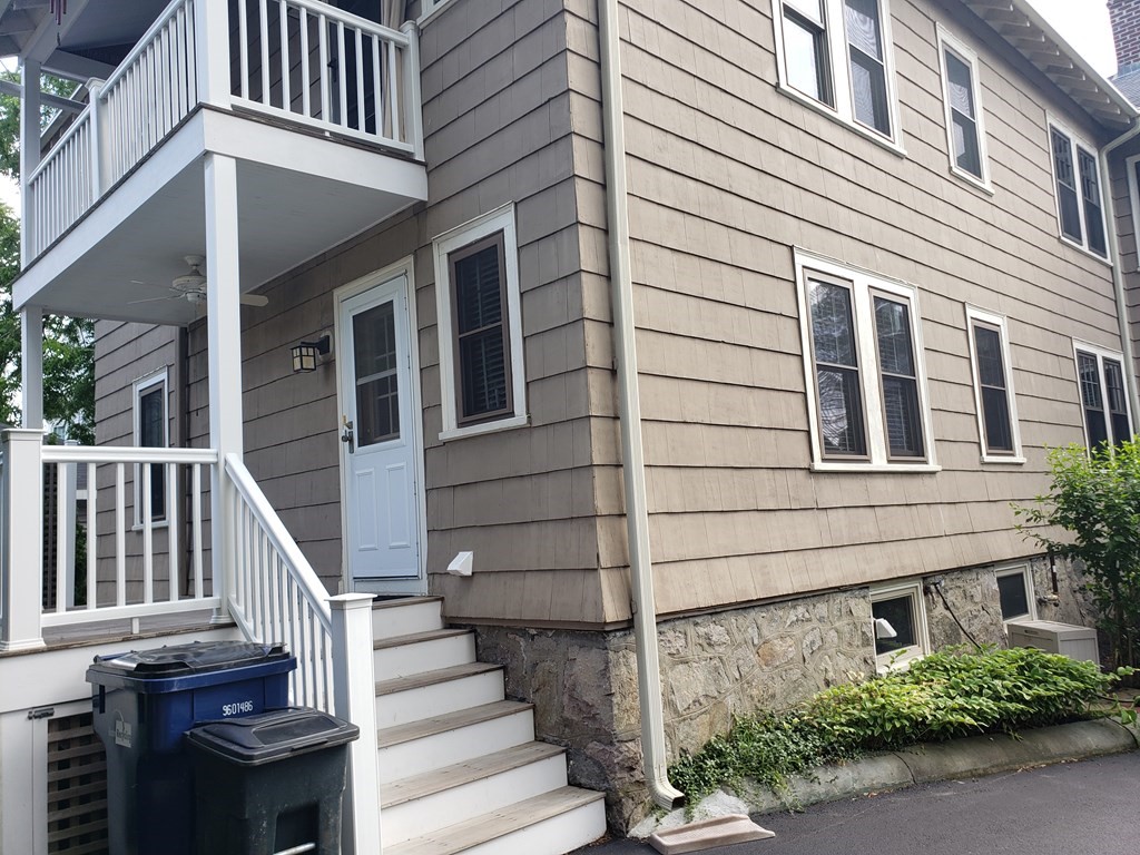 15 Westover St, West Roxbury