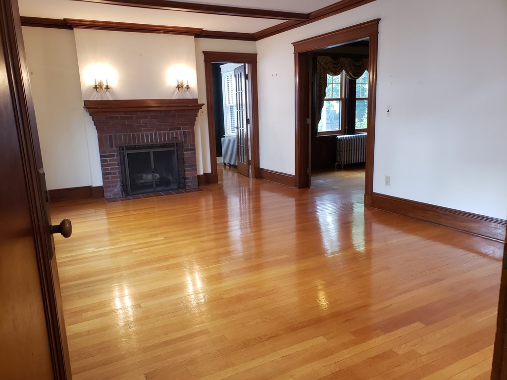 15 Westover St, West Roxbury