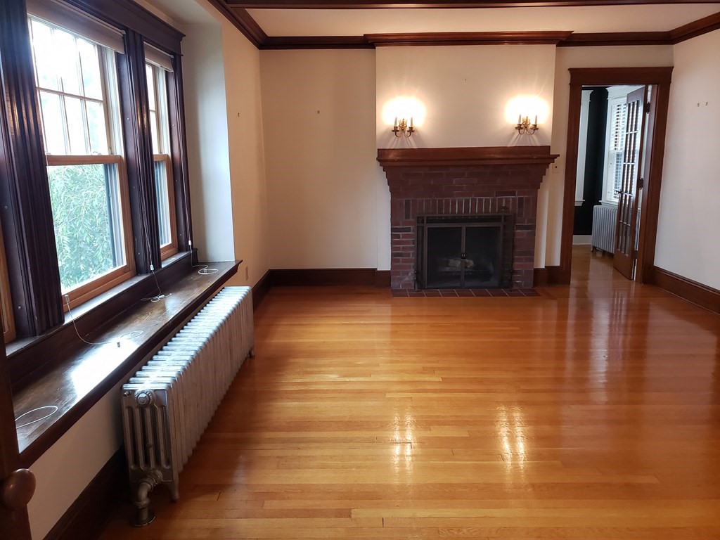 15 Westover St, West Roxbury