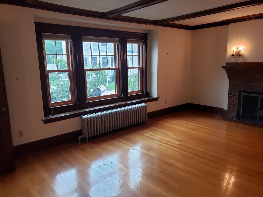 15 Westover St, West Roxbury