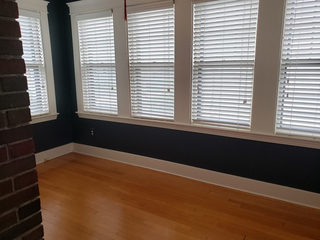 15 Westover St, West Roxbury