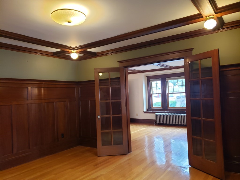 15 Westover St, West Roxbury