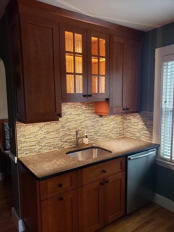 15 Westover St, West Roxbury