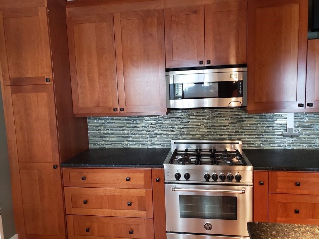 15 Westover St, West Roxbury