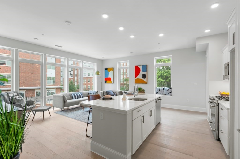 95 Fawcett, Cambridge Highlands