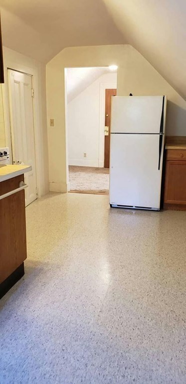 15 Carlton St, Ball Square