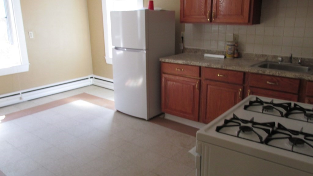 10 Leedsville St, Dorchester