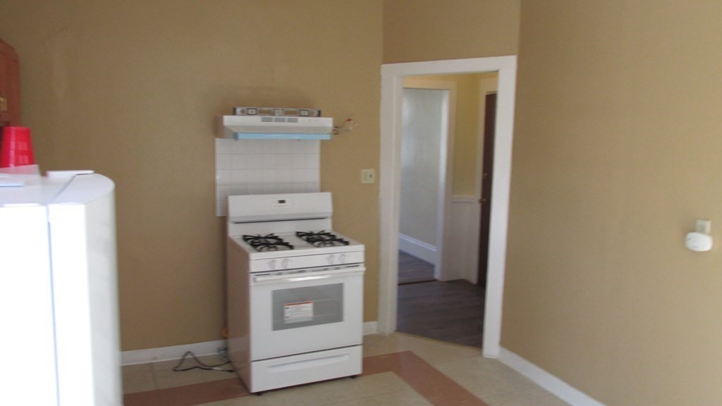 10 Leedsville St, Dorchester