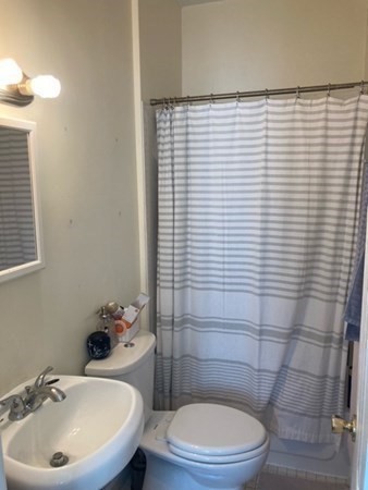 9 Grove St, Beacon Hill