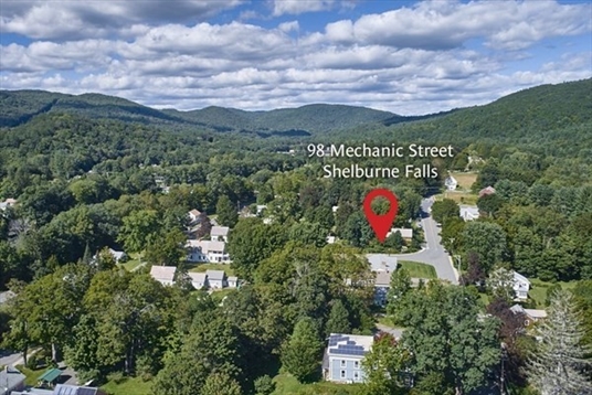 98 Mechanic Street, Shelburne, MA: $369,000