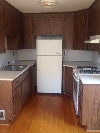 93 Cass St, West Roxbury