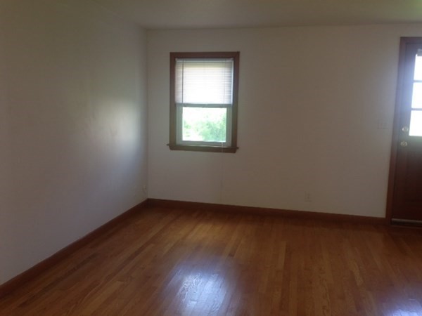 93 Cass St, West Roxbury