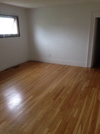 93 Cass St, West Roxbury