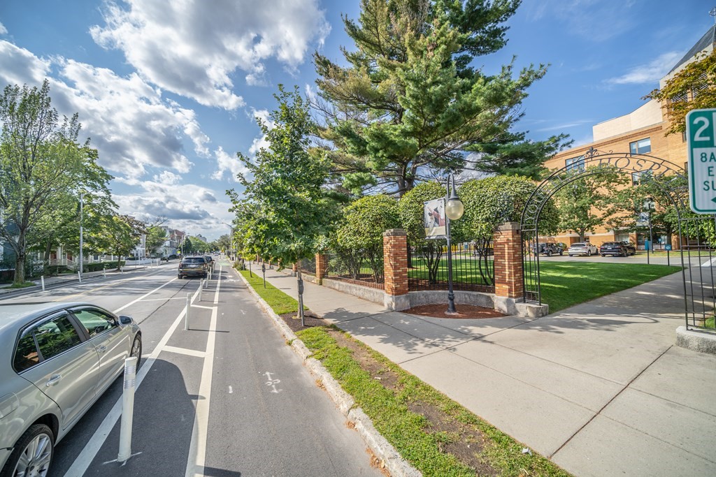 1590 Cambridge St, Mid Cambridge