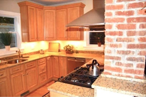 258 Upland Rd, North Cambridge