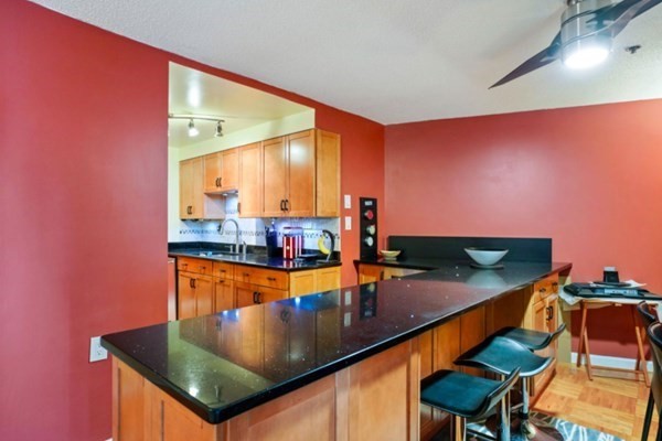 357 Commercial St, Waterfront