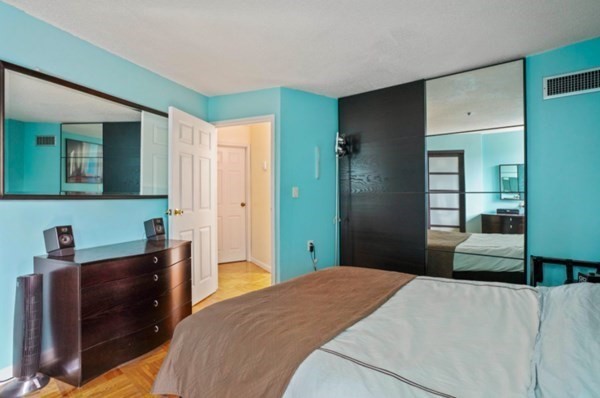 357 Commercial St, Waterfront