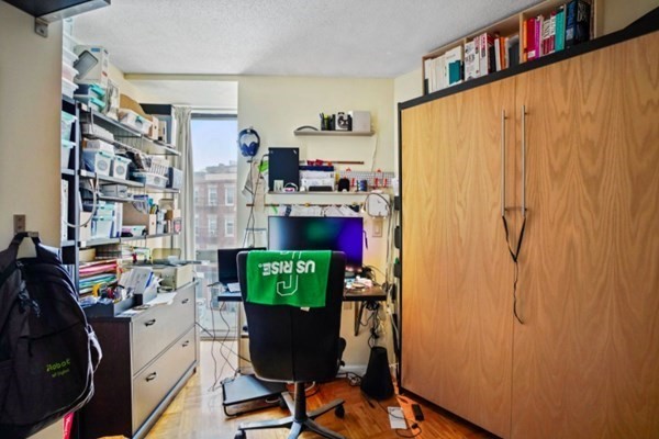 357 Commercial St, Waterfront