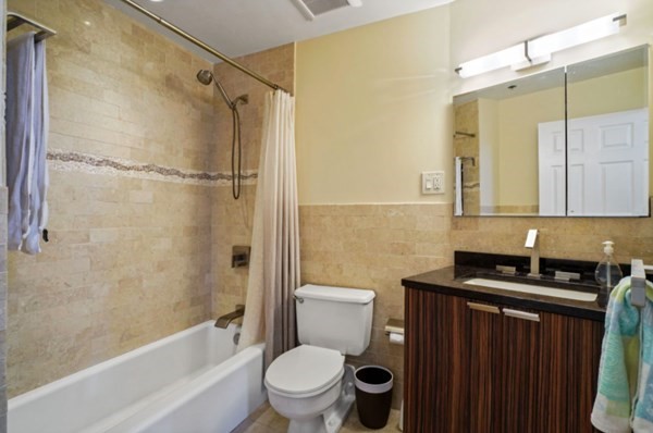 357 Commercial St, Waterfront