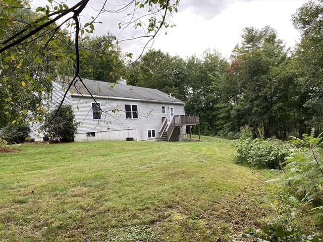96 Clinton Road Sterling MA 01546