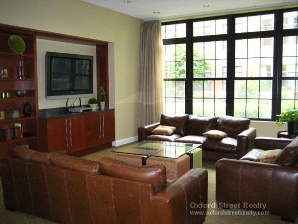 17 Otis St, East Cambridge