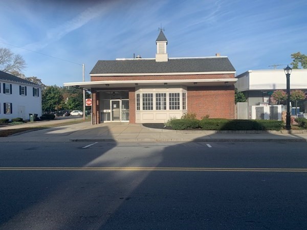30 Main St, Topsfield, MA 01983 - Image 1