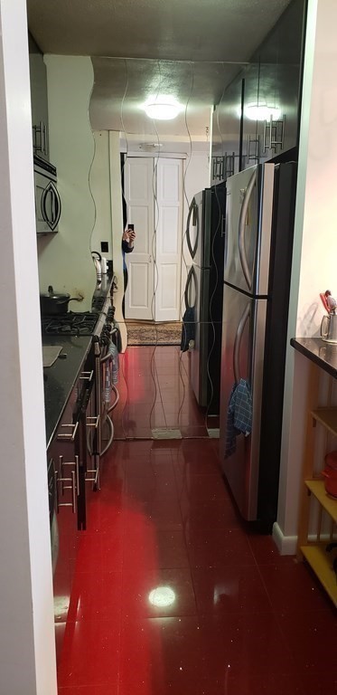 6 Whittier Pl, West End