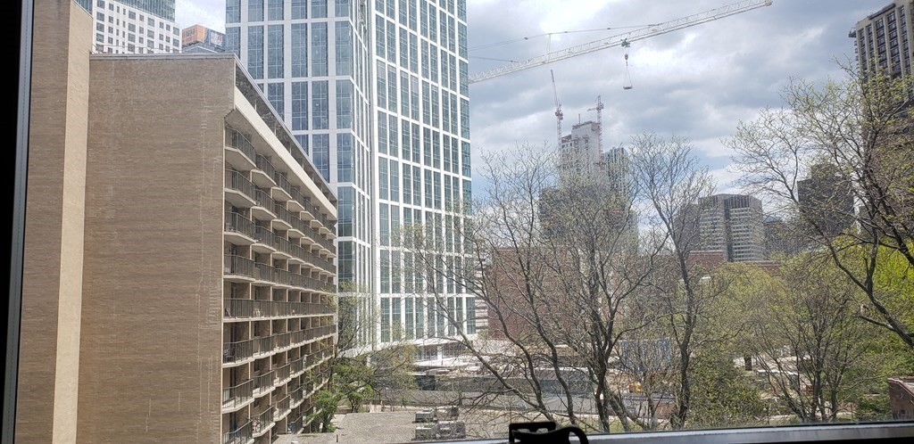 6 Whittier Pl, West End