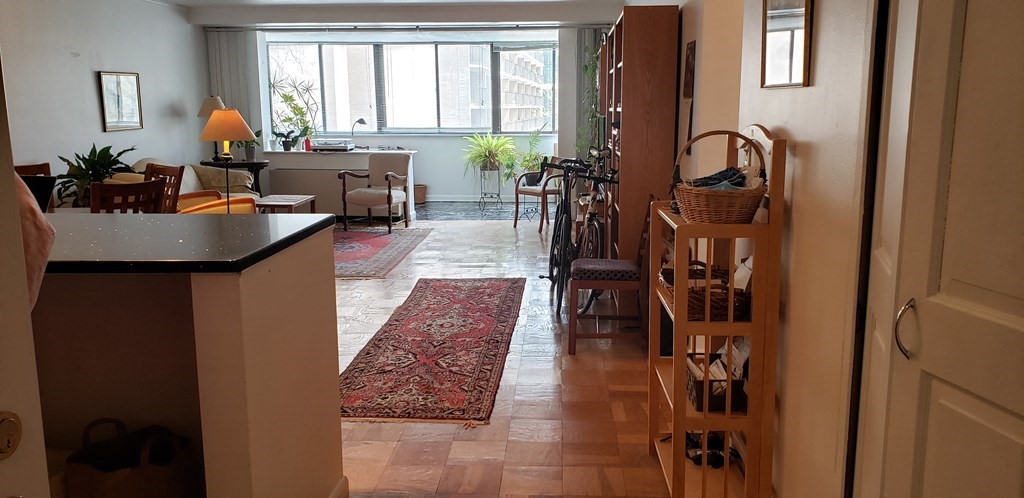 6 Whittier Pl, West End