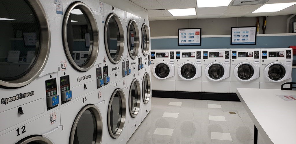 6 Whittier Pl, West End