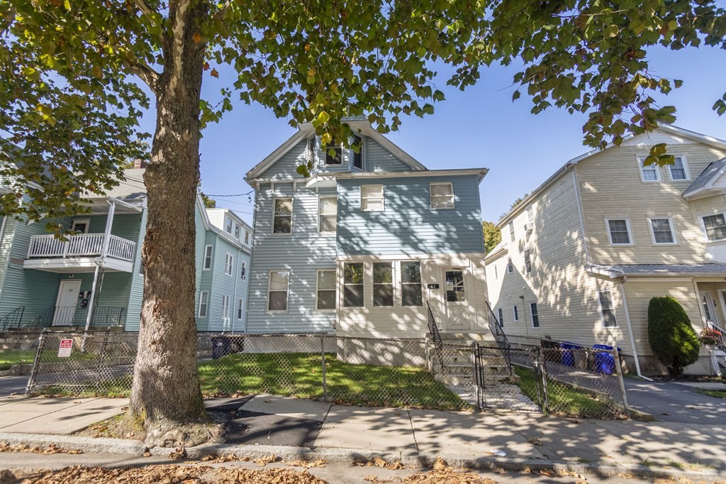 41 Rockwell St, Dorchester