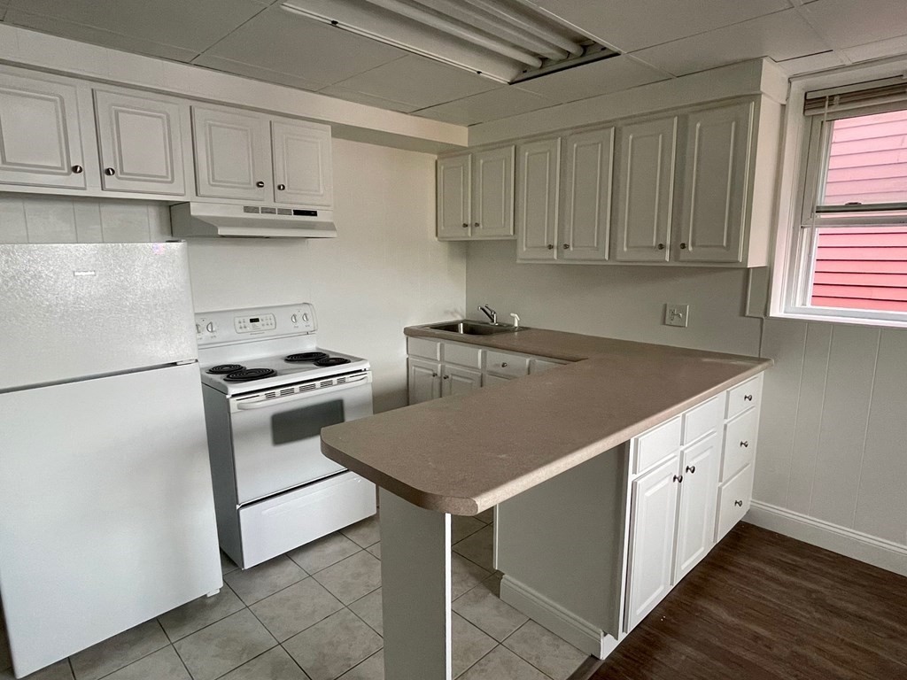 1020 Bennington St, East Boston