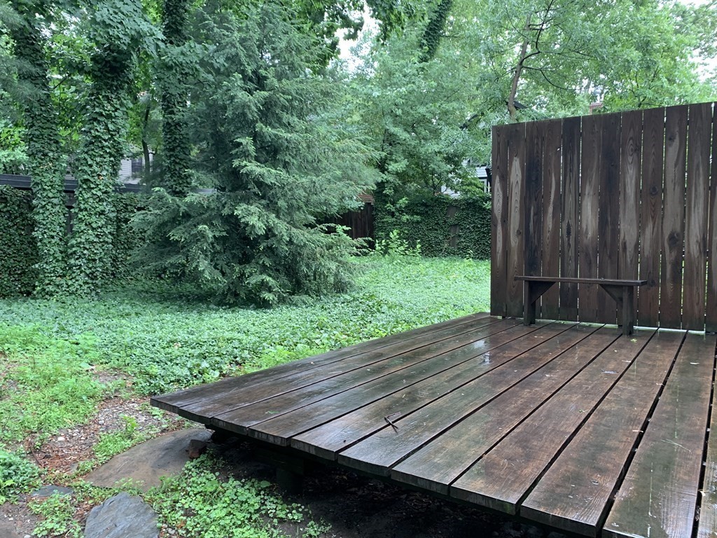 8 Camden Pl, Harvard Square