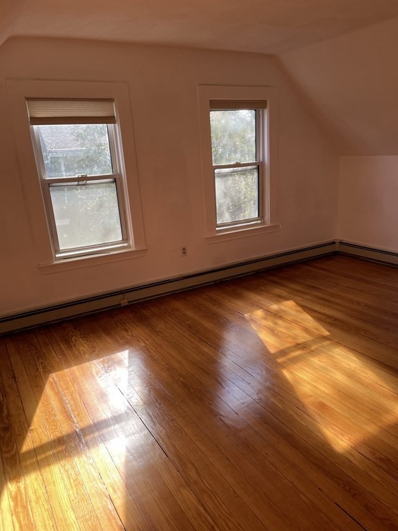 8 Holyoke Rd, Porter Square