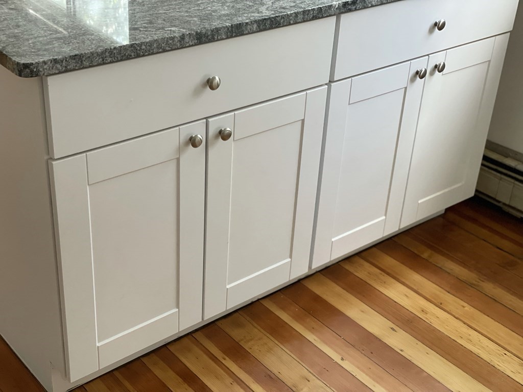 8 Holyoke Rd, Porter Square