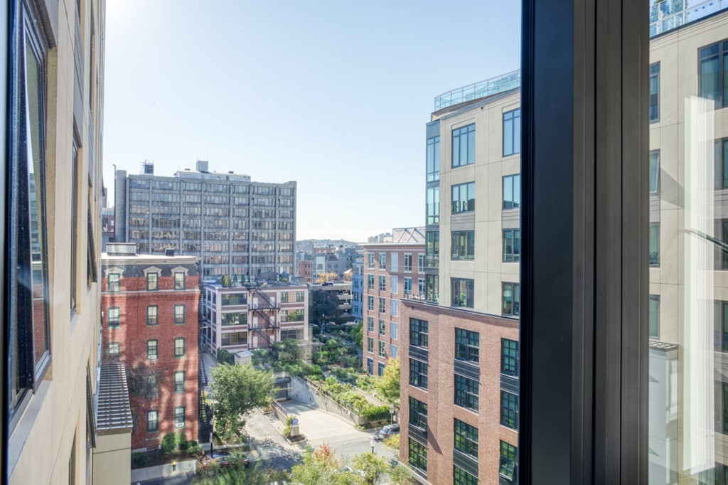 89 Dedham St, South End