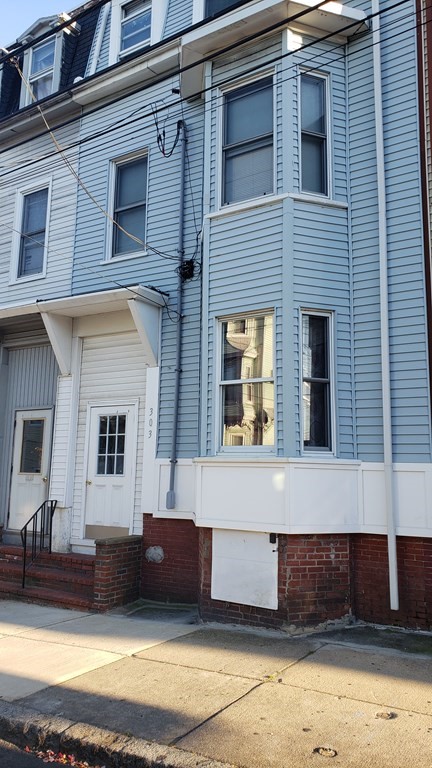 303 Princeton St, East Boston