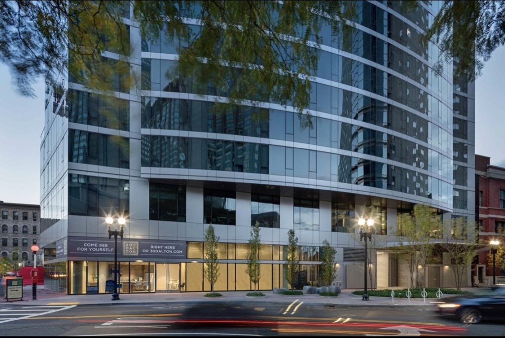 30 Dalton St, Back Bay