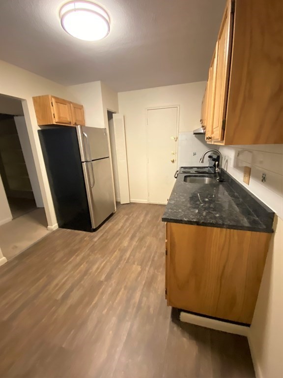 745 6th St, South Boston